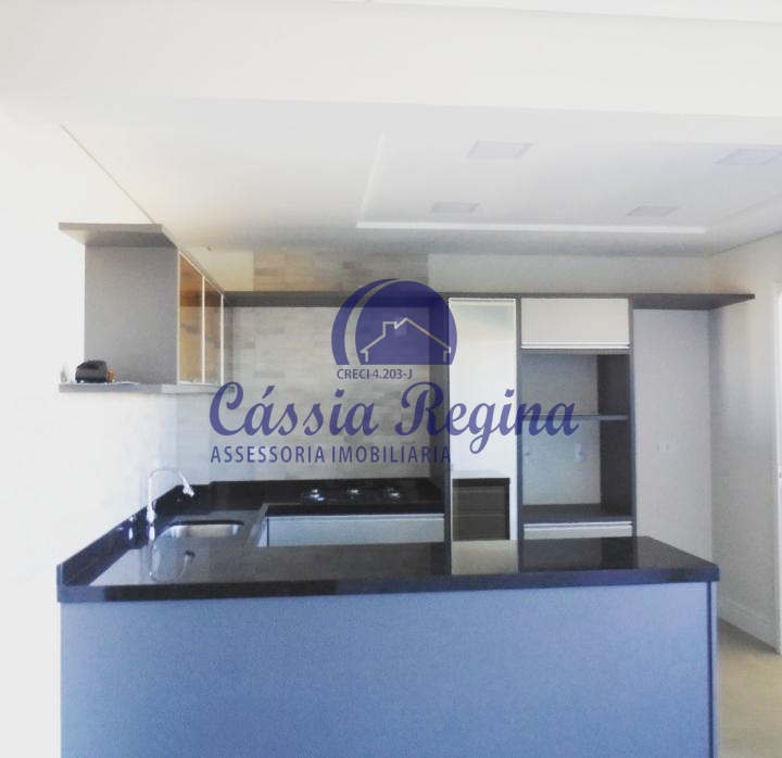 Apartamento com 03 dormitórios sendo 02 suítes - Centro