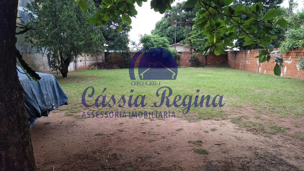 Terreno comercial de esquina no Parque Ouro Verde - Região do Porto Meira