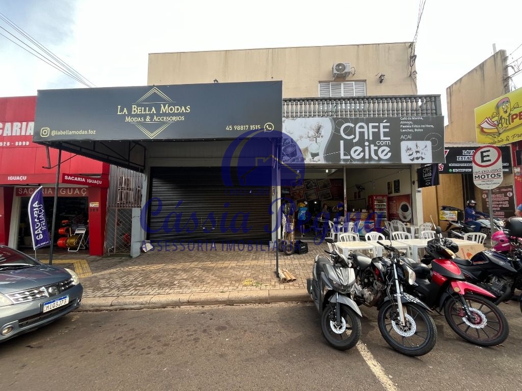 Salas comerciais com apartamento anexo e estacionamento à venda na Vila Portes - 