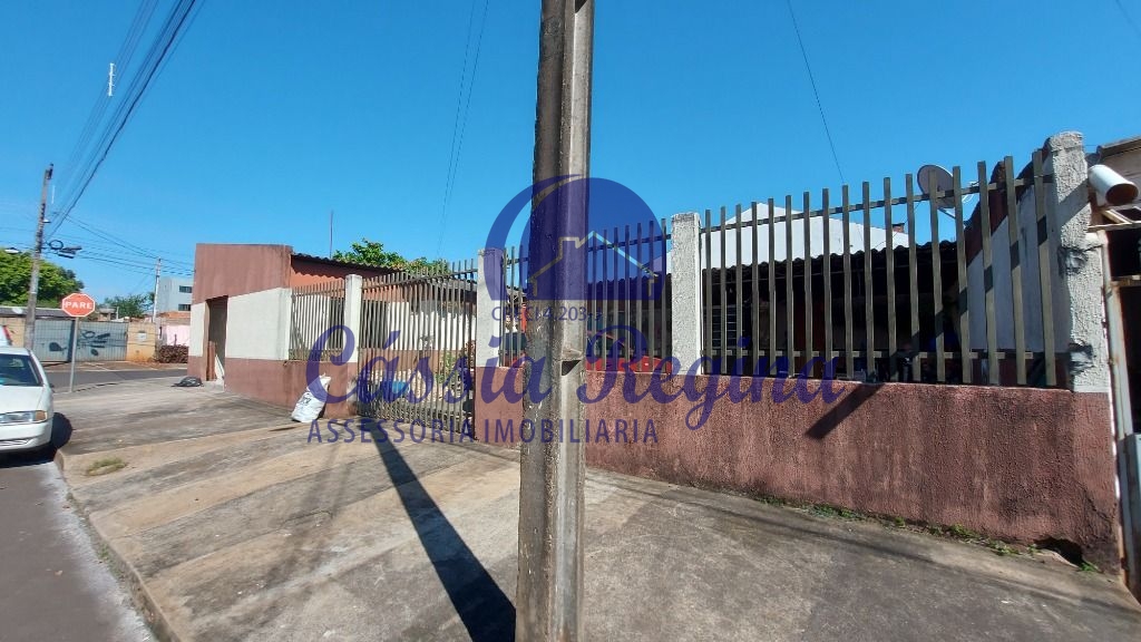 Casa com 02 dormitórios - Morumbi I