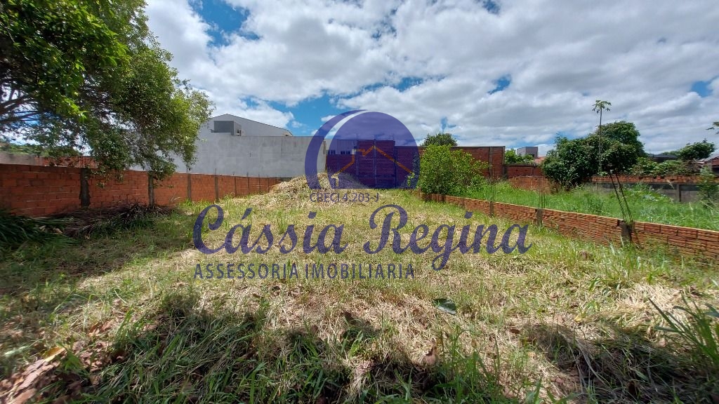 Terreno à venda no Jardim Canadá - Região  da Vila A