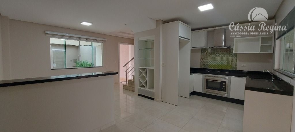 Sobrado com 4 dormitórios à venda,202.00 m², FOZ DO IGUACU - PR
