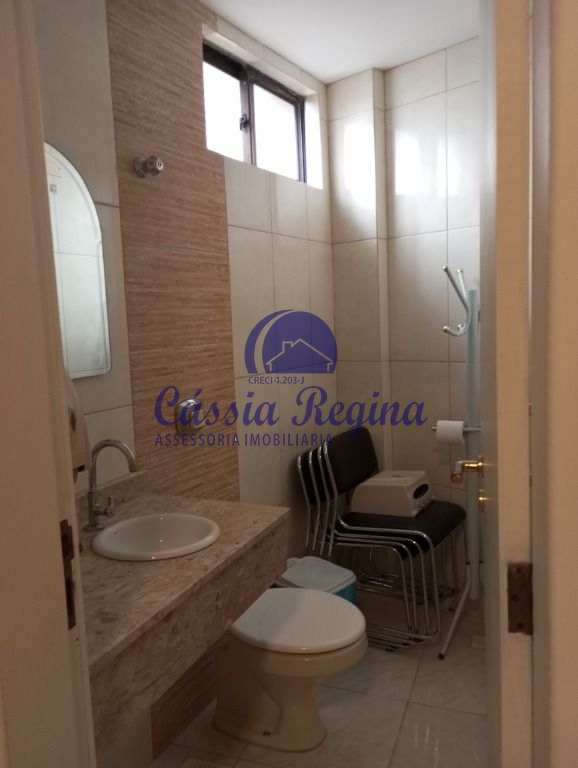 Sala Comercial de 90m² á Venda no Centro Executivo Marajoaras - Centro