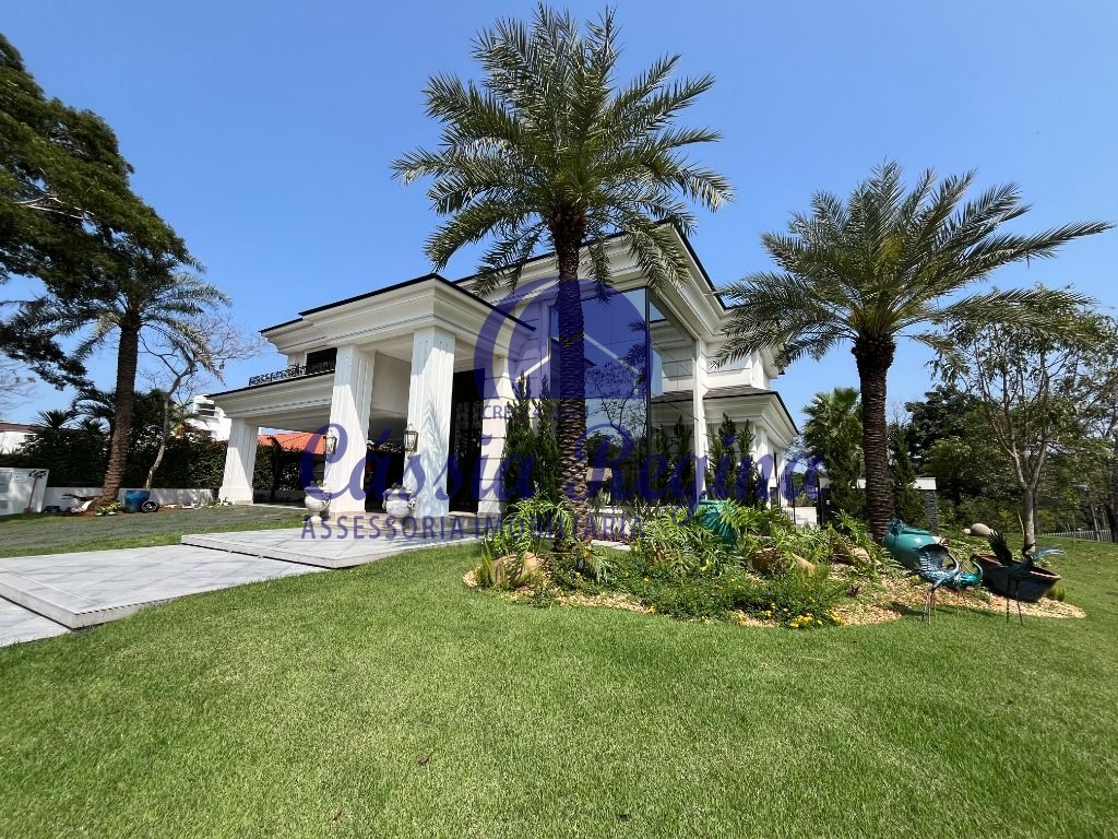 Residencial de Luxo a venda com 04 Suítes - No condomínio Vila B