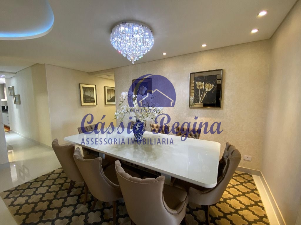 Apartamento com 4 dormitórios à venda no Edifício Renascence - Centro