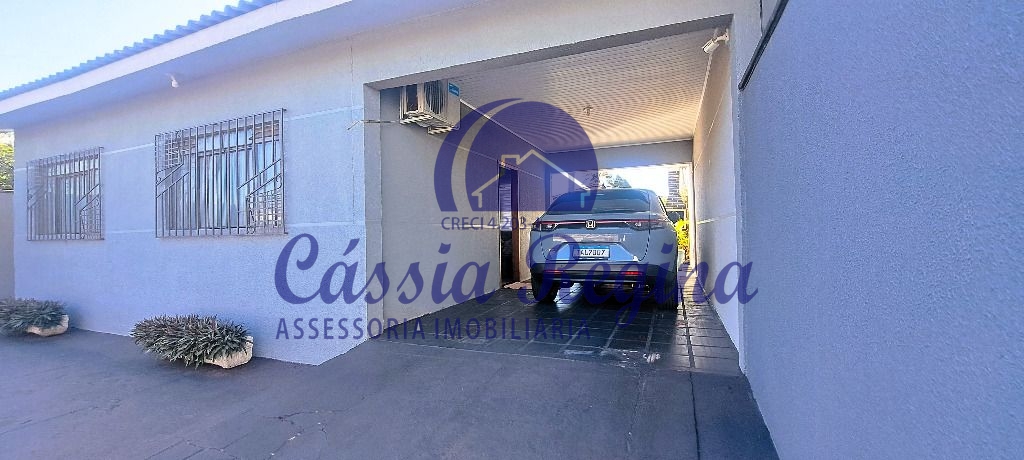 Casa com 02 Dormitórios e Piscina no Jardim Ipê II,  Região da Vila A