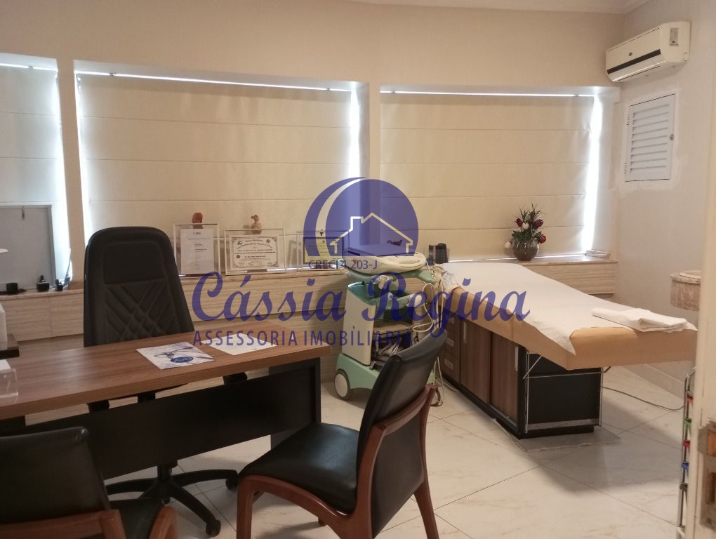 Sala Comercial de 90m² á Venda no Centro Executivo Marajoaras - Centro