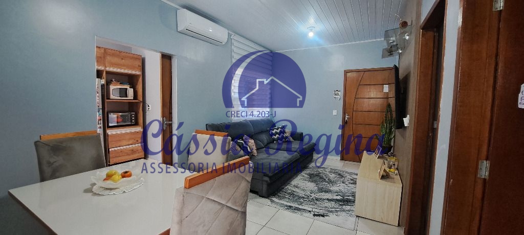 Casa com 02 Dormitórios e Piscina no Jardim Ipê II,  Região da Vila A