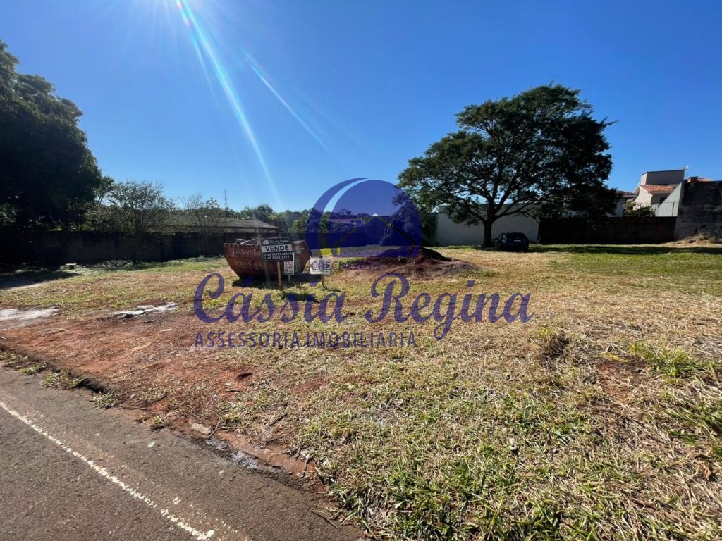Terreno com área de 426,78m² localizado no Dom Pedro I - Região do Jardim Panoram