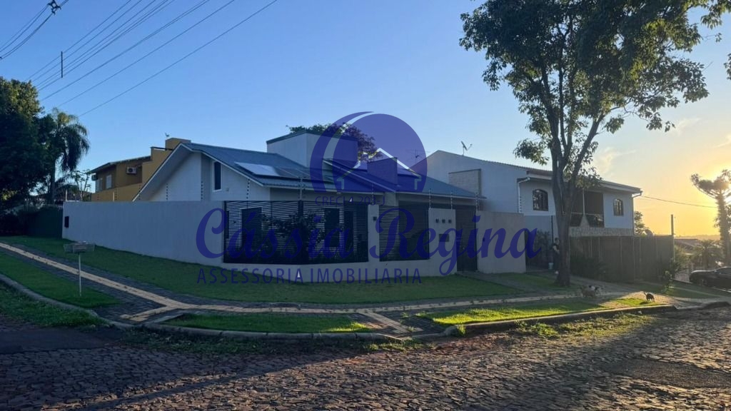 Casa com 03 dormitórios, sendo 01 suíte - Jardim Social I, Região da Vila Yolanda