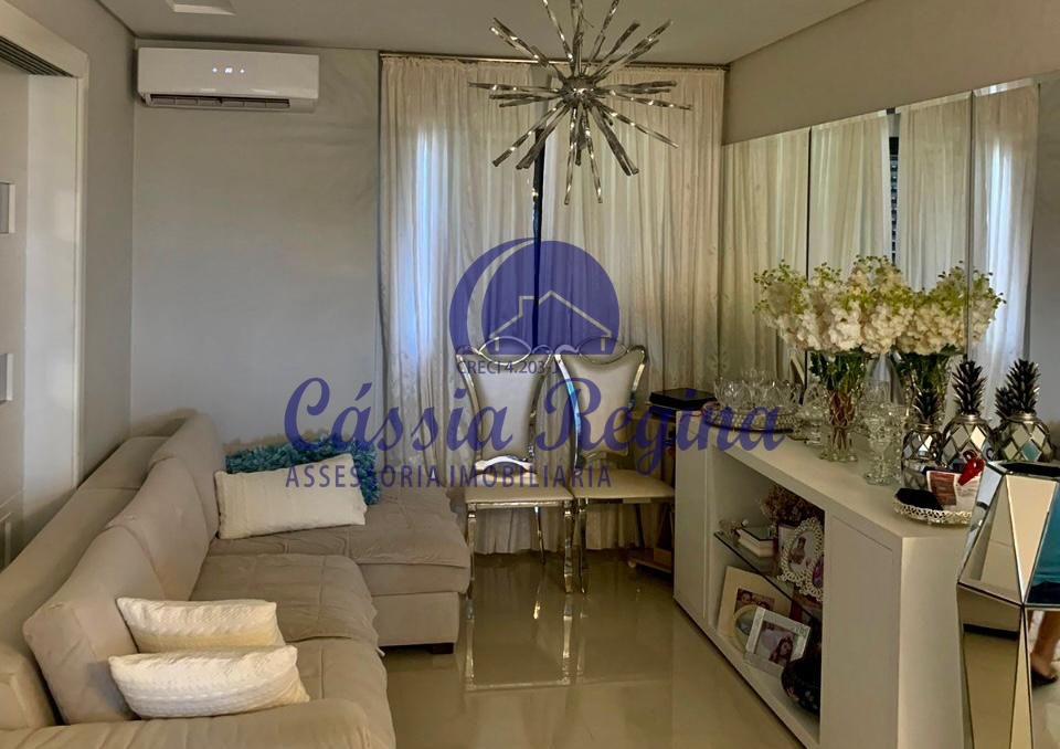 Apartamento no CENTRO de Foz- Sendo 2 suites + 1 dormitório- Área privativa com 1