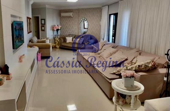 Apartamento no CENTRO de Foz- Sendo 2 suites + 1 dormitório- Área privativa com 1