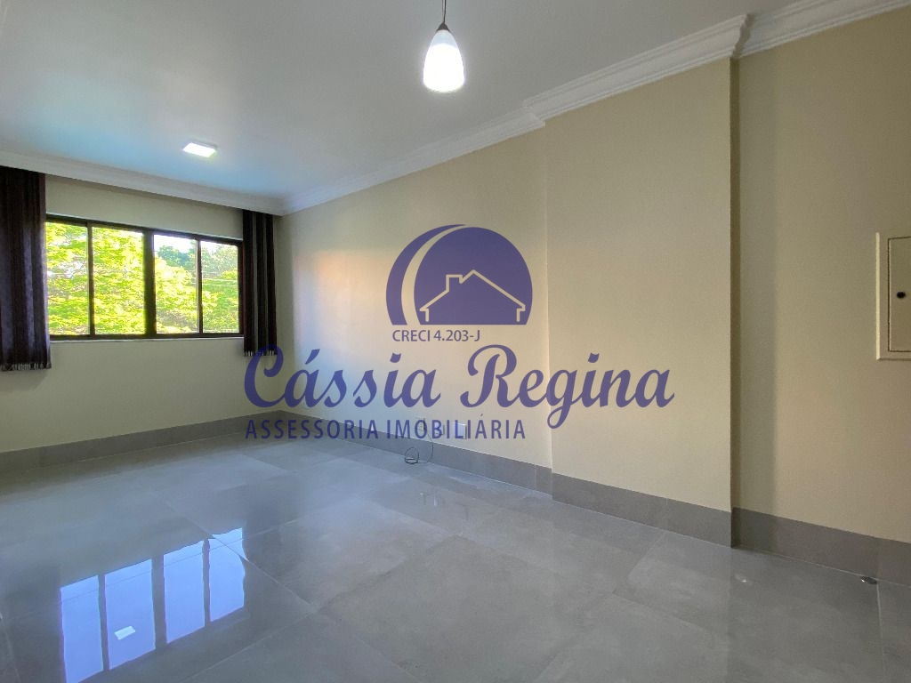 Apartamento com 03 dormitórios sendo 01 suíte no Edifício Di Cavalcanti, Centro