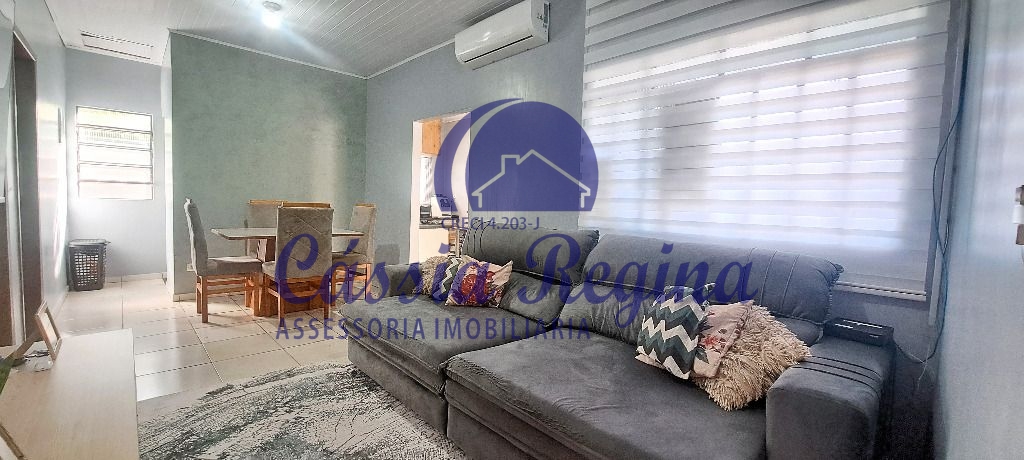 Casa com 02 Dormitórios e Piscina no Jardim Ipê II,  Região da Vila A