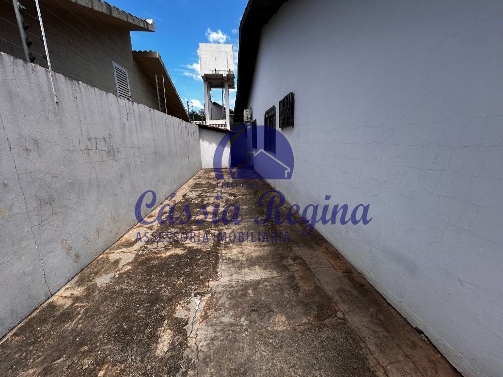 Casa com piscina Bairro Jardim Dom Pedro I - Região Panorama