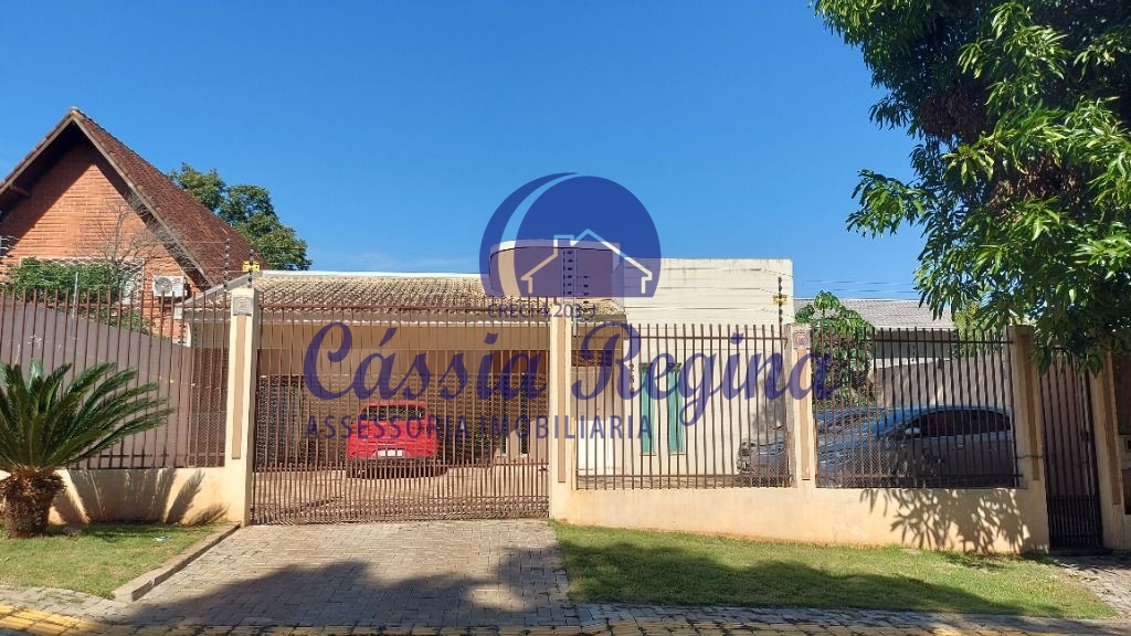 Casa com 02 demi-suíte e 01 suíte - Região da Vila Yolanda