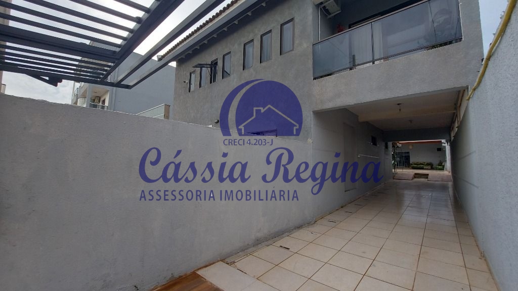 Sobrado à venda no Campos do Iguaçu