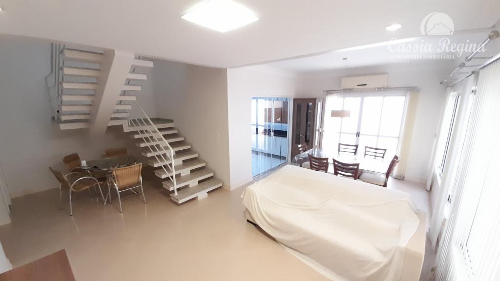 Sobrado mobíliado disponível para locação no Condomínio Casabella - Foz do Iguaçu