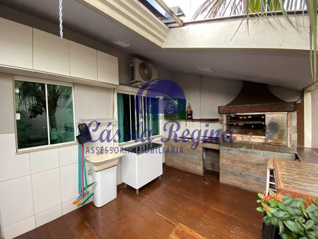 Casa com 02 dormitórios sendo 01 suíte  Jardim Ana Cristina - Região da Vila A