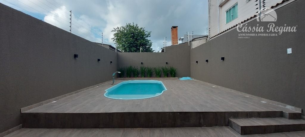 Sobrado com 4 dormitórios à venda,202.00 m², FOZ DO IGUACU - PR