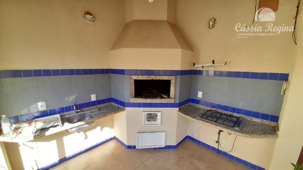 Sobrado com 3 suites para locação, Centro, FOZ DO IGUACU - PR