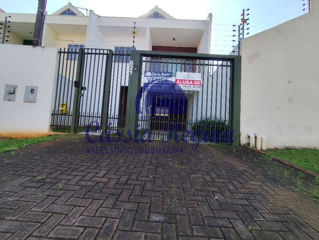 Sobrado com 03 dormitórios, sendo 01 suítes no Jardim Alice II.