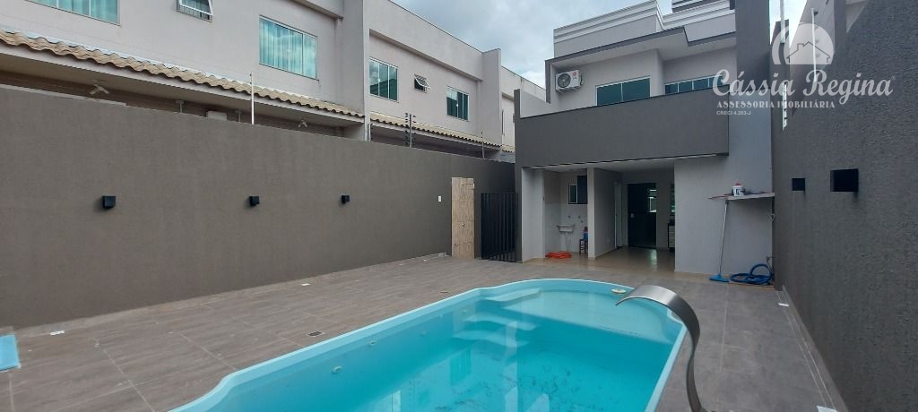 Sobrado com 4 dormitórios à venda,202.00 m², FOZ DO IGUACU - PR