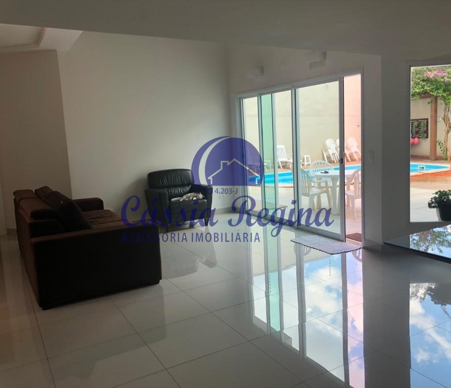 Sobrado com 3 suítes com edícula e piscina - Jardim Eliza I