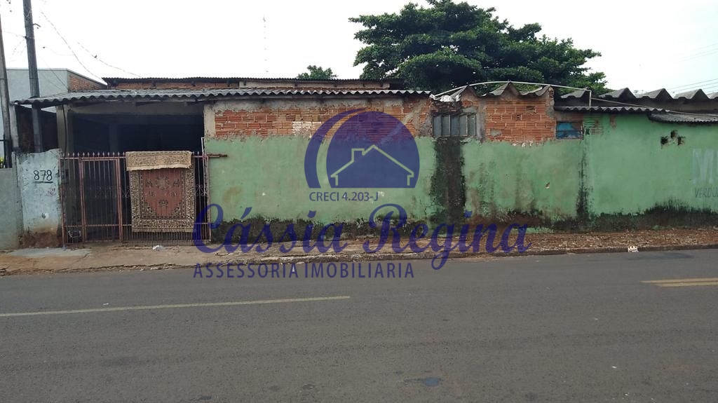 Terreno comercial de esquina no Parque Ouro Verde - Região do Porto Meira