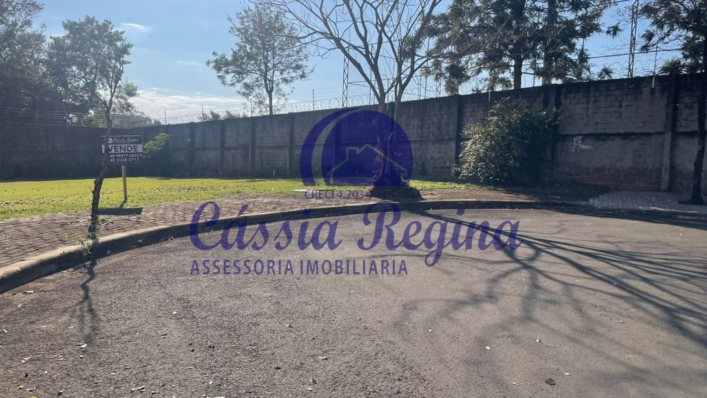 Terreno com 615,24m² à venda no Condomínio Dom Olívio - Região Central