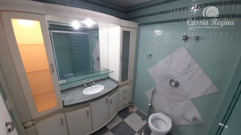 Sobrado com 3 suites para locação, Centro, FOZ DO IGUACU - PR