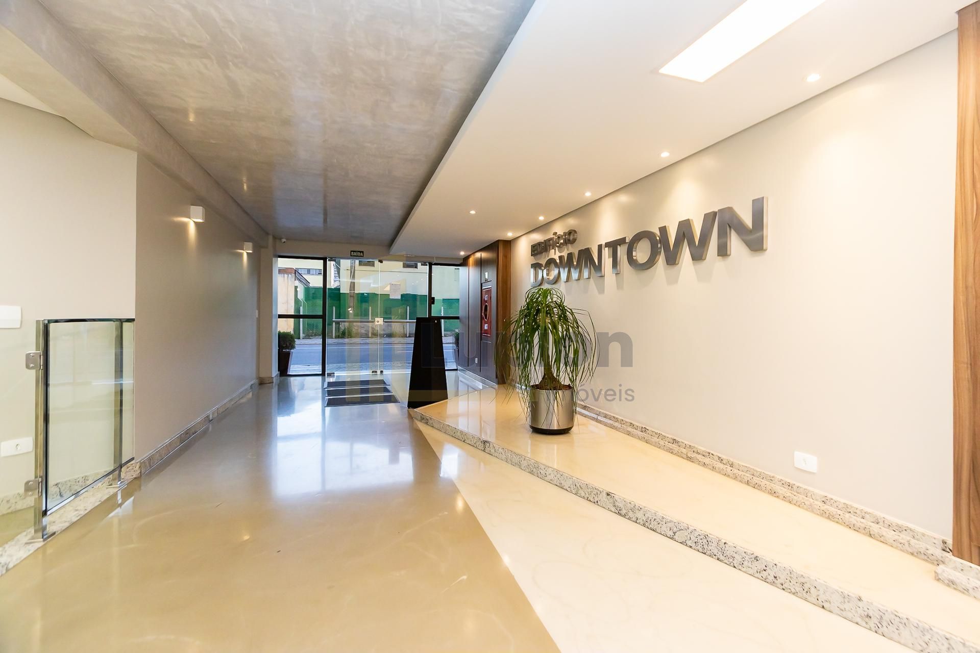 Sala comercial à venda no Centro de Curitiba, 43m  com copa e ...