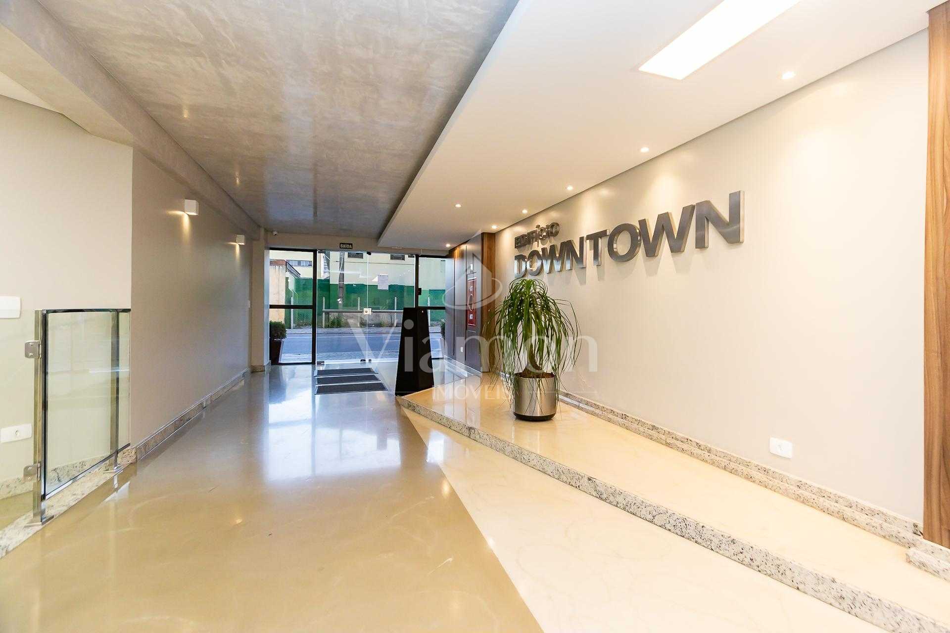 Sala comercial à venda no Centro de Curitiba, 43m  com copa e ...