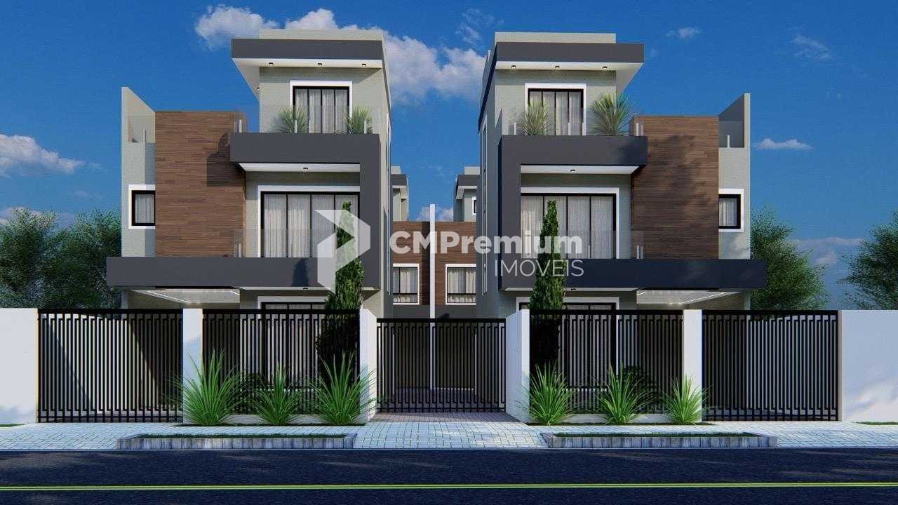 Sobrado Alto Padrão com Suíte e Quintal nas Mercês  Curitiba