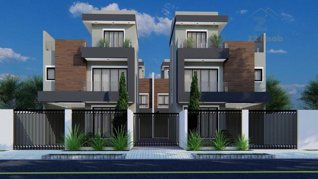 Sobrado Alto Padrão com Suíte e Quintal nas Mercês  Curitiba