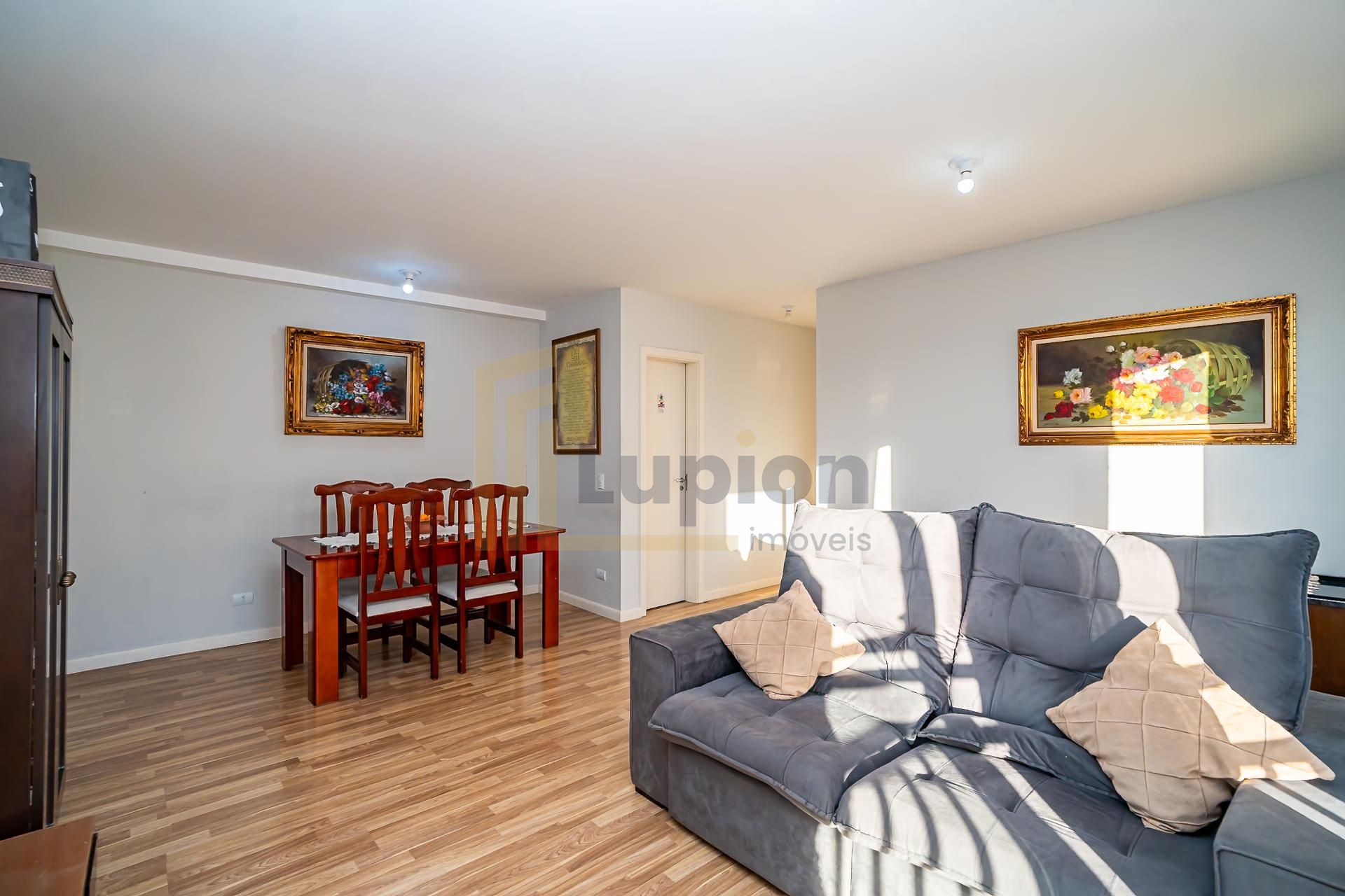 Apartamento no Condomínio Felice Tre - 2 Dormitórios, 2 Vagas ...