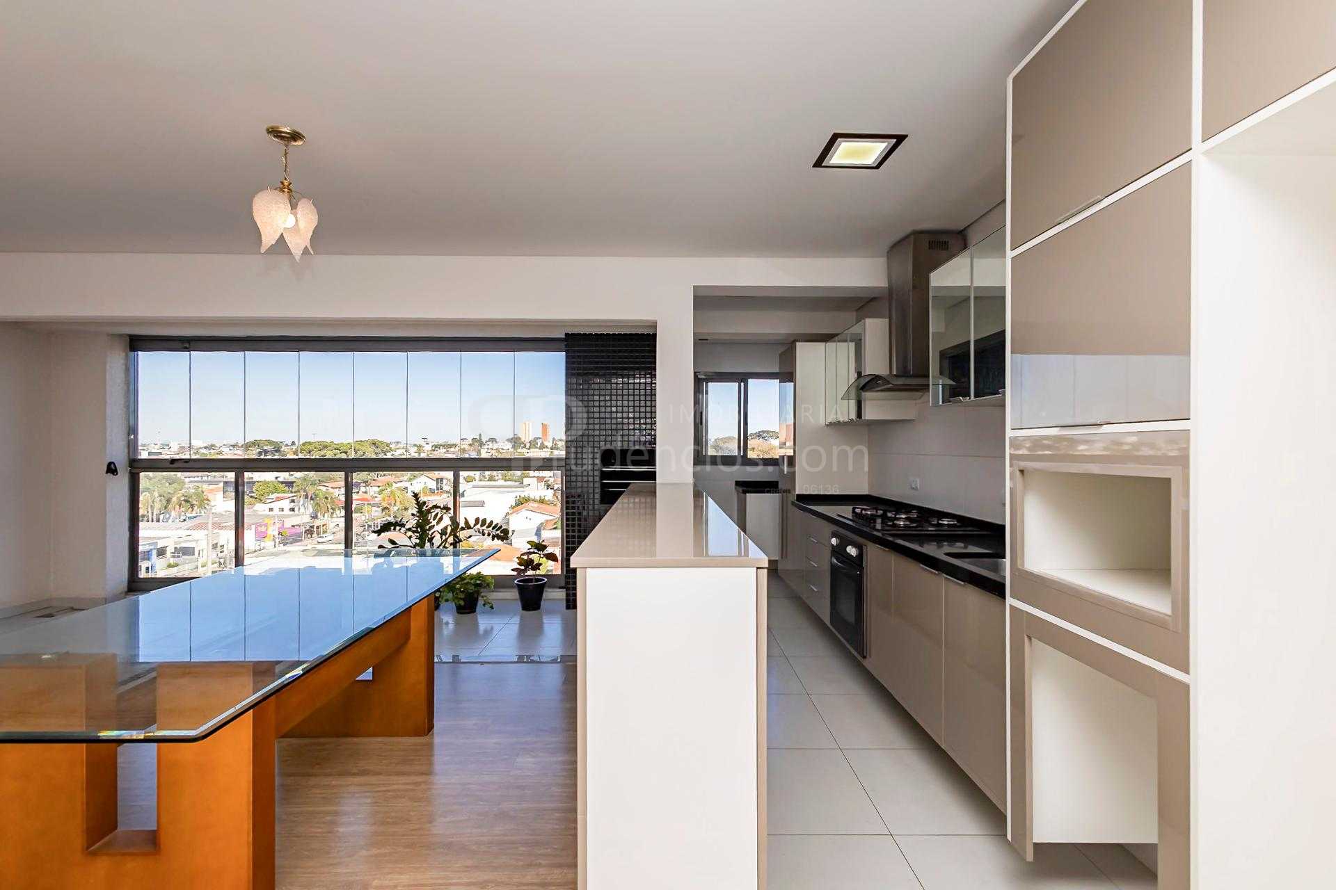 Luxuosa Cobertura Duplex com Piscina no Água Verde 145m 