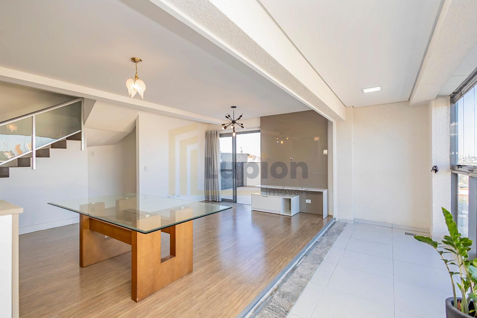 Luxuosa Cobertura Duplex com Piscina no Água Verde 145m 