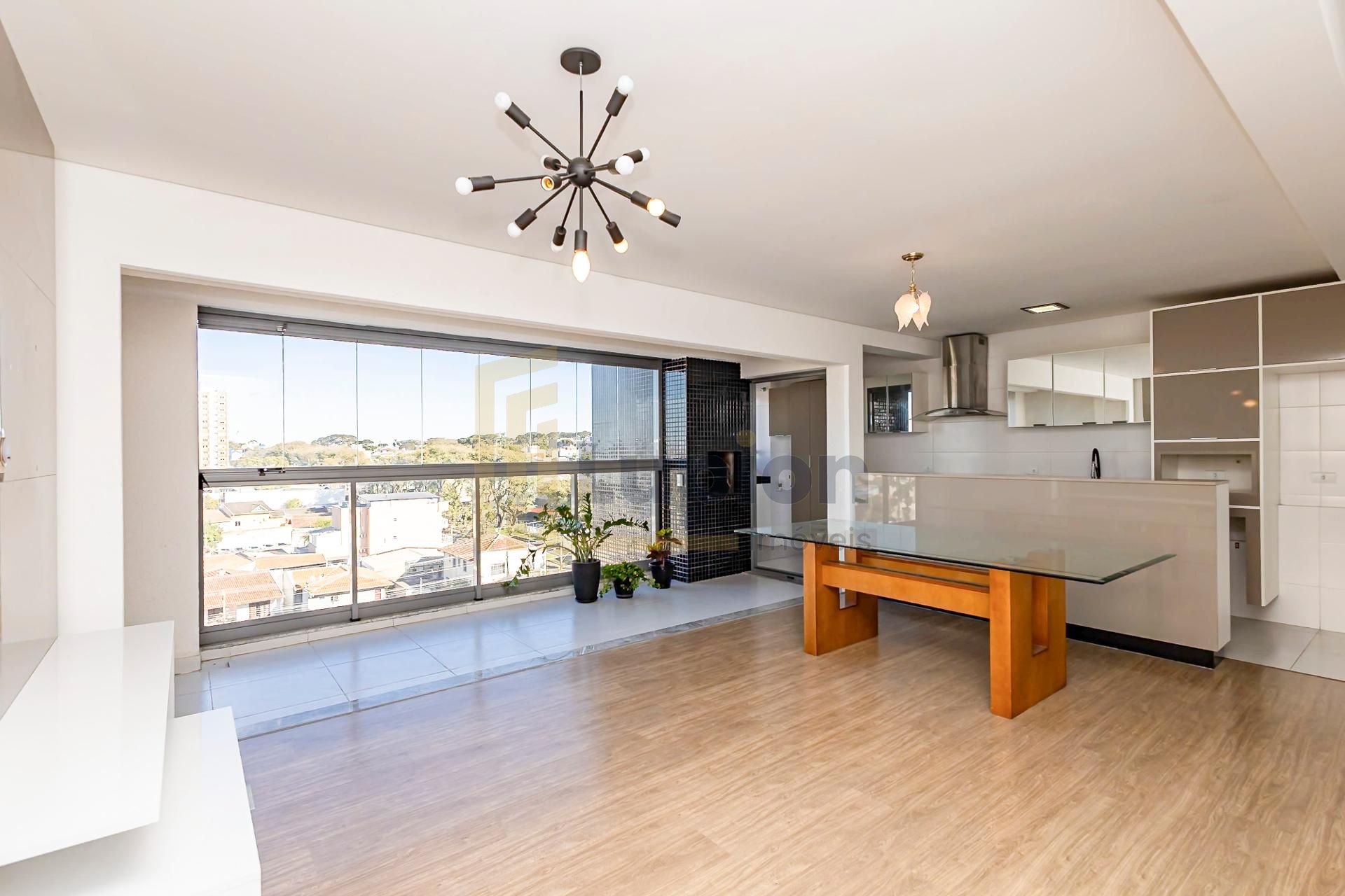 Luxuosa Cobertura Duplex com Piscina no Água Verde 145m 