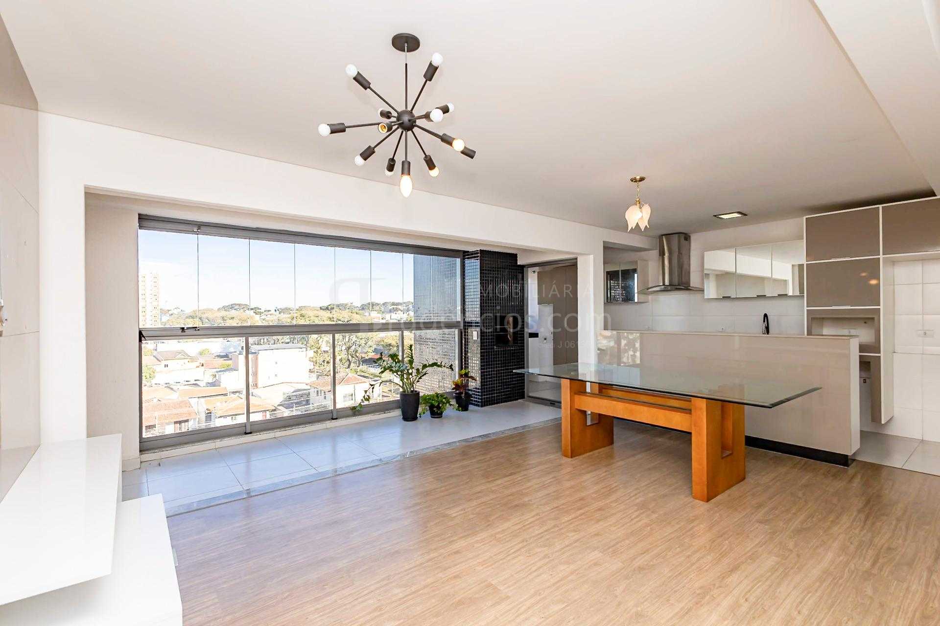 Luxuosa Cobertura Duplex com Piscina no Água Verde 145m 