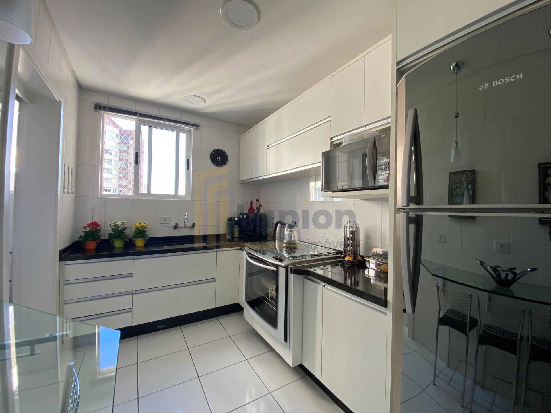 Apartamento 3 Quartos à Venda no Cabral - Torre Di Ravello - S...