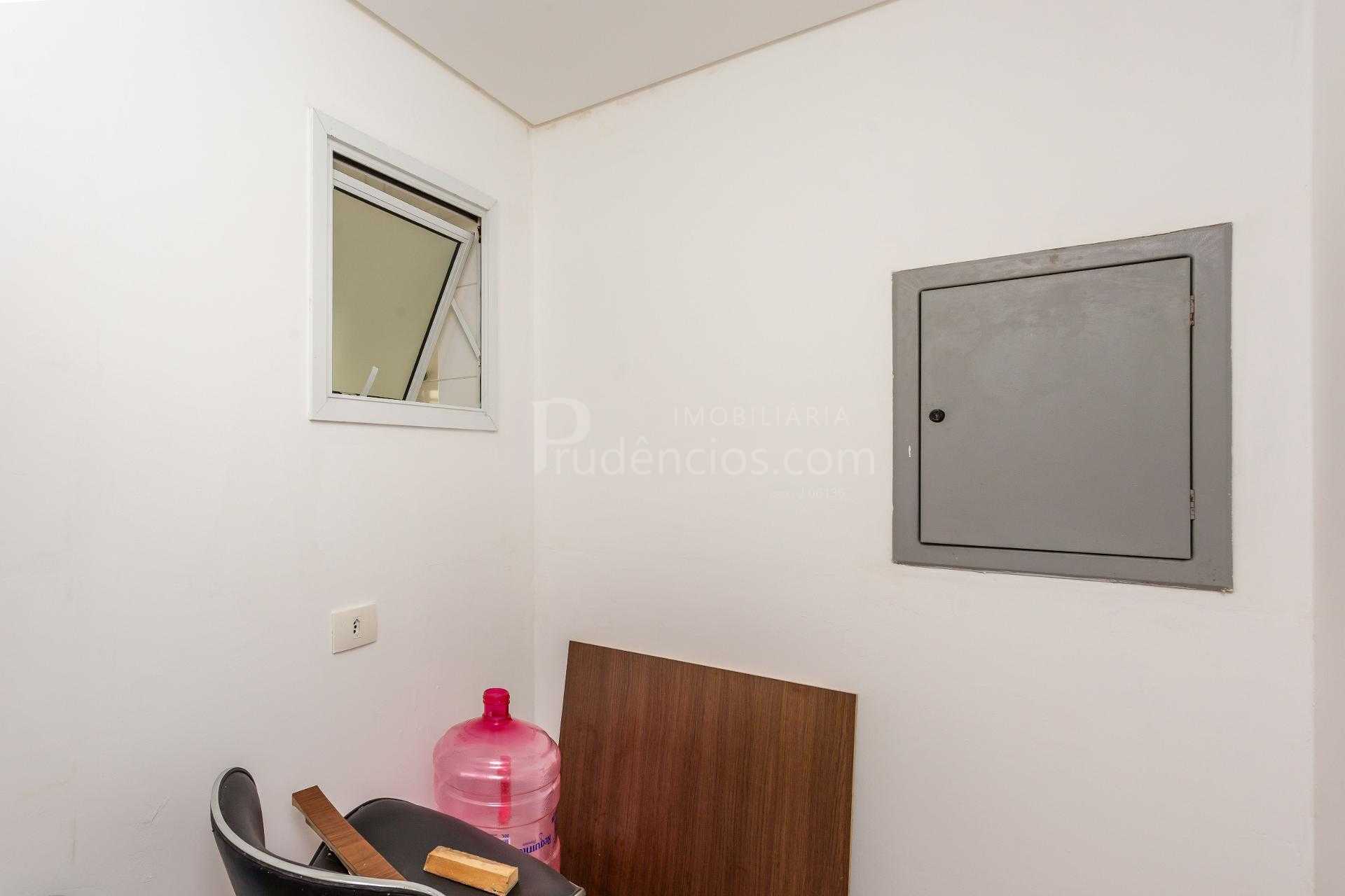 Luxuosa Casa em Condomínio Fechado no Campo Comprido - Design ...