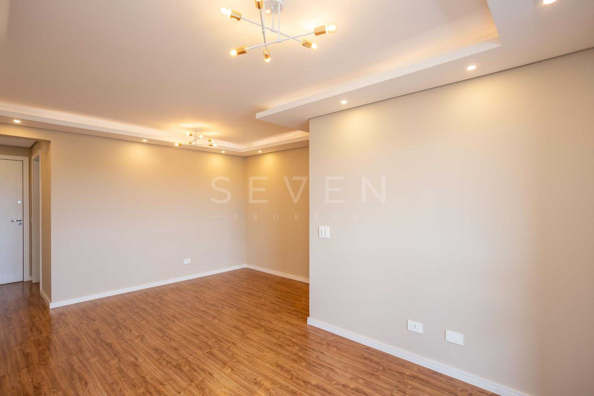 Apartamento reformado com 3 quartos e suíte à venda no Xaxim -...