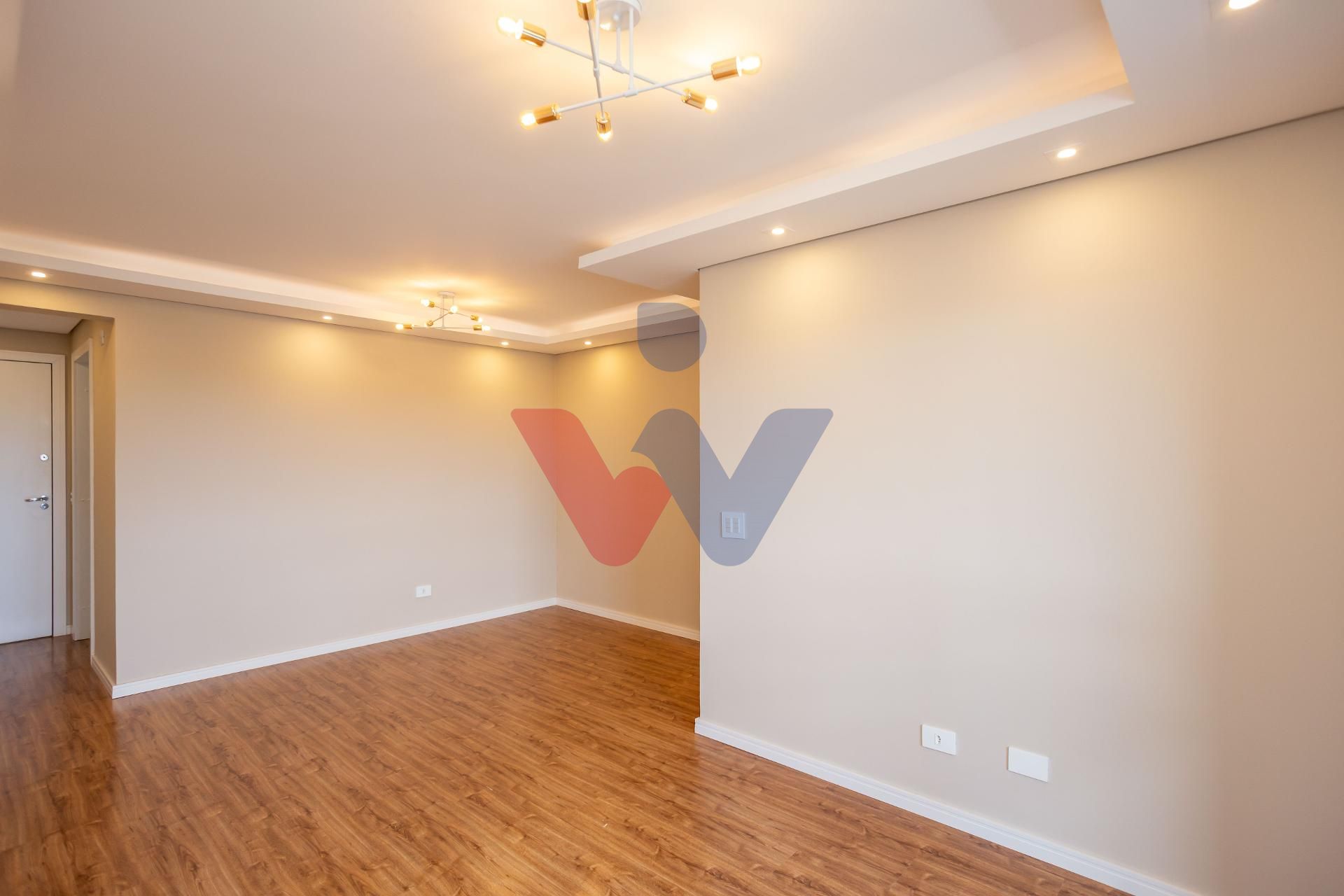 Apartamento reformado com 3 quartos e suíte à venda no Xaxim -...