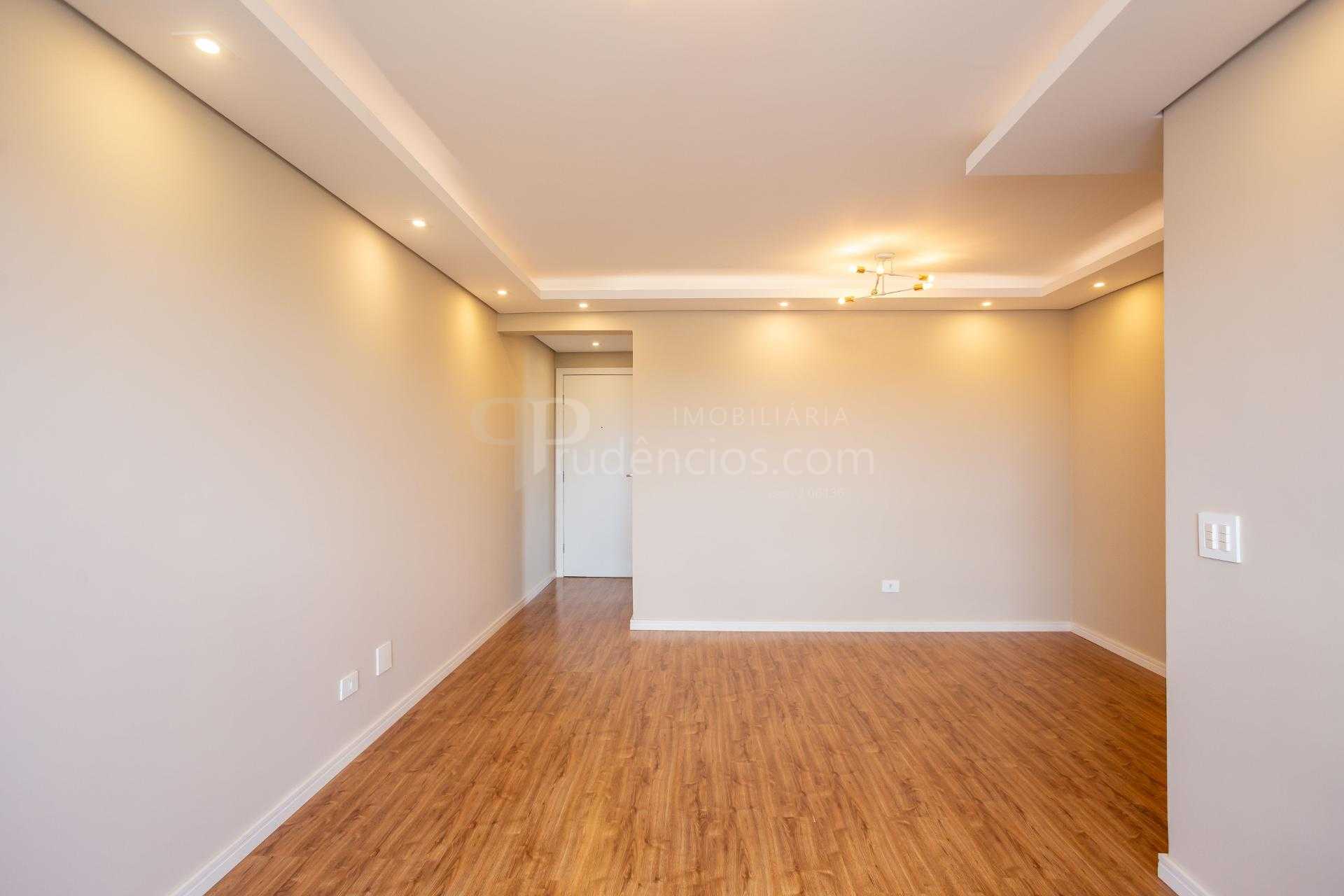 Apartamento reformado com 3 quartos e suíte à venda no Xaxim -...