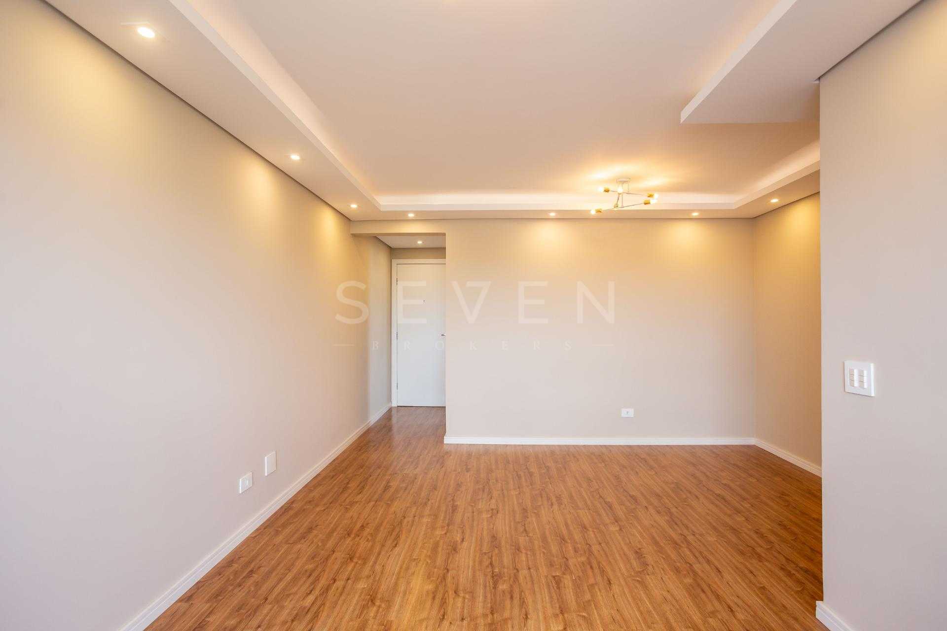 Apartamento reformado com 3 quartos e suíte à venda no Xaxim -...