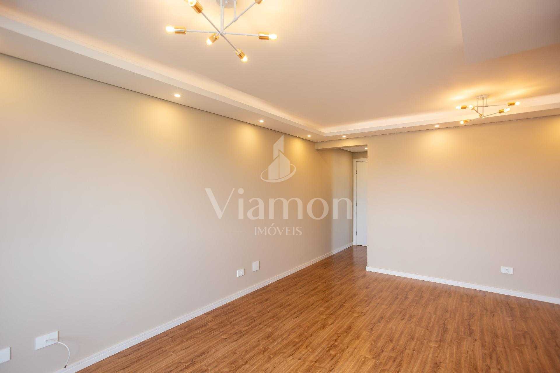 Apartamento reformado com 3 quartos e suíte à venda no Xaxim -...