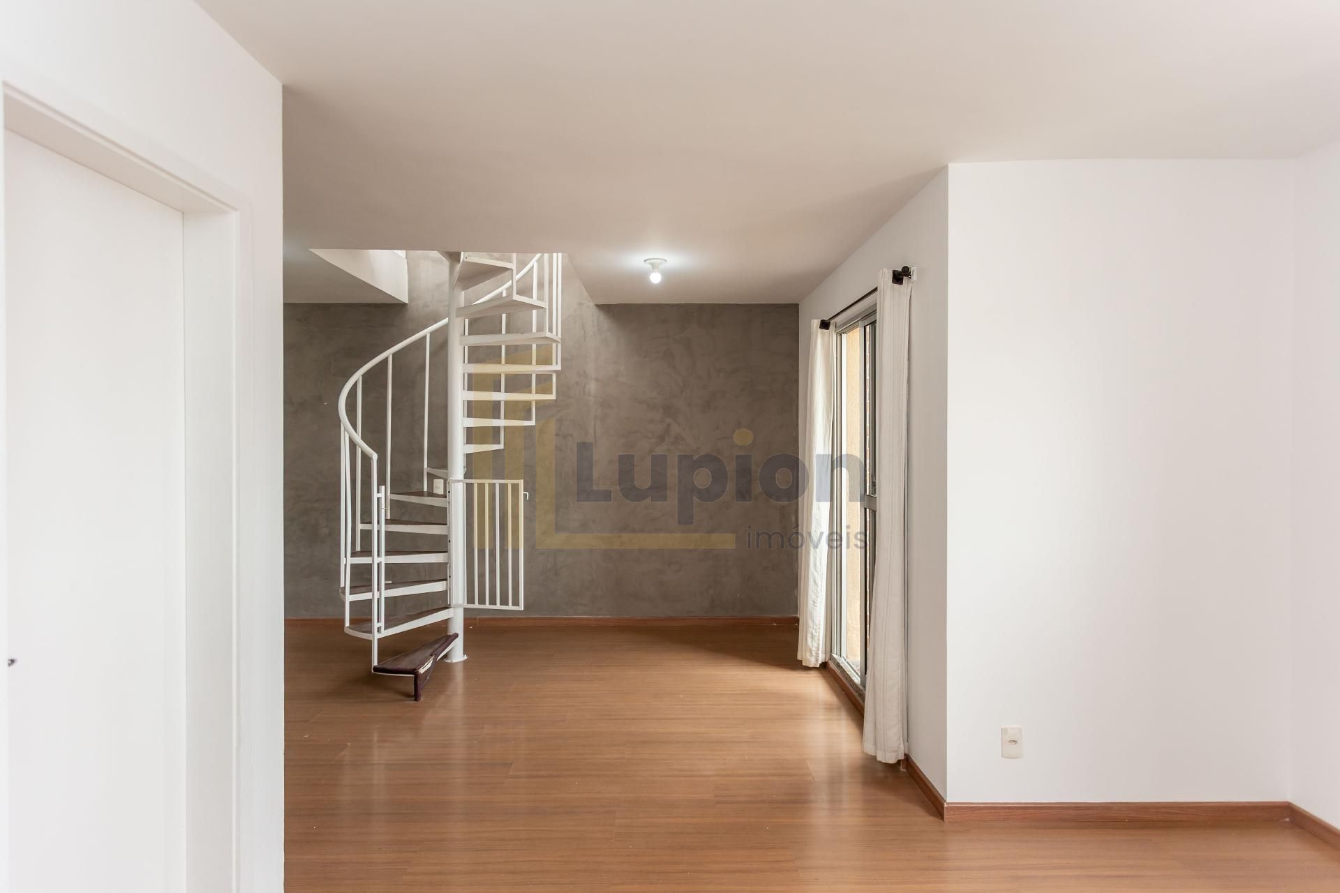 Cobertura à venda no Fit Marumbi com 2 vagas e terraço privati...