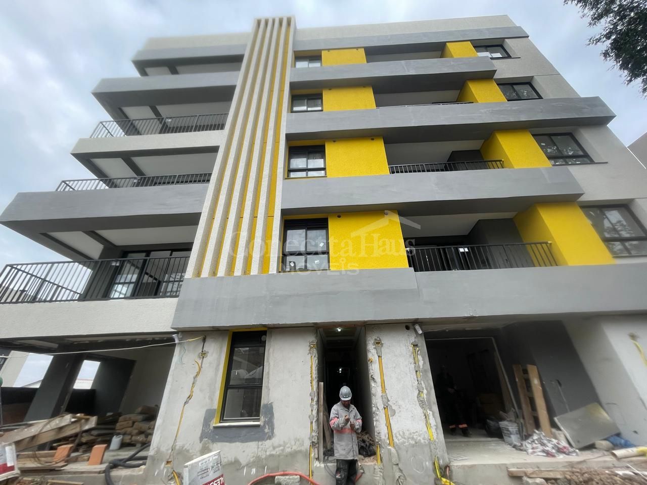 Apartamento 206  à venda, tingui, no Edf. Joy City Habitat com...