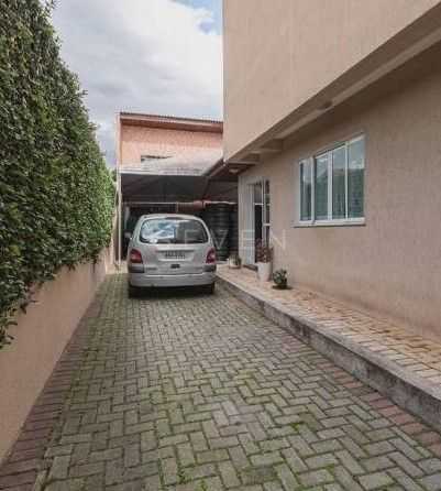 Sobrado com 4 dormitórios à venda, bairro GUAÍRA - CURITIBA - PR